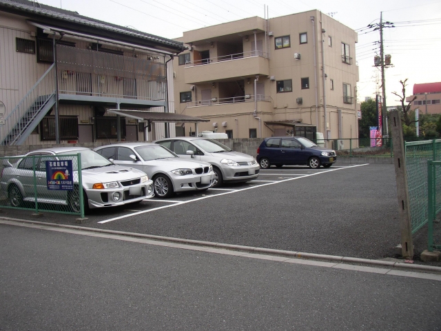 石橋駐車場の月極駐車場3