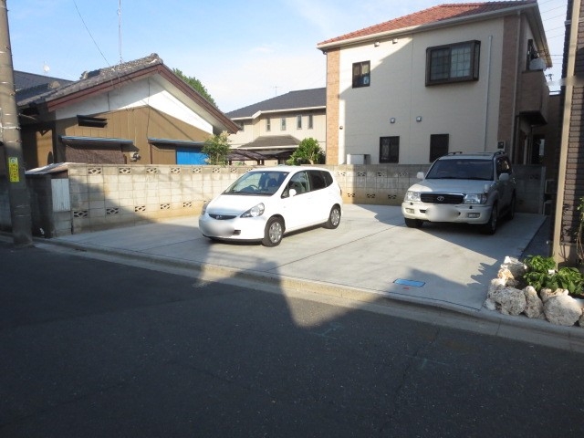 太田窪２丁目パーキングの月極駐車場3