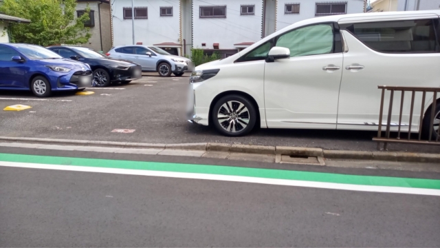 東岸町１１駐車場の月極駐車場4