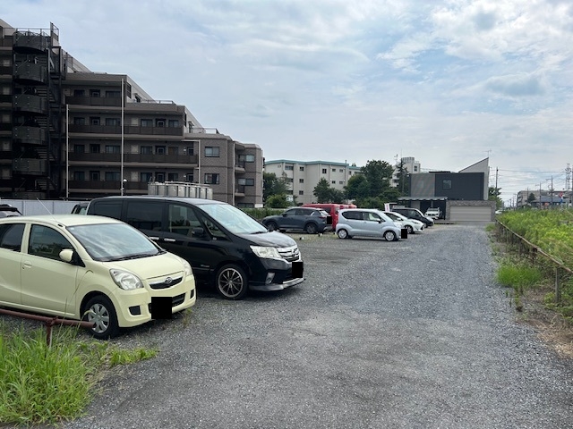 岡村駐車場の月極駐車場2