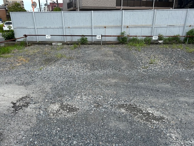 岡村駐車場の月極駐車場9