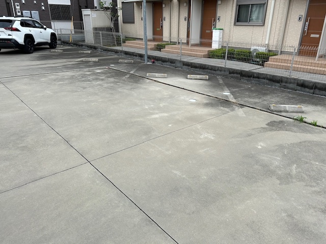 青木・グレイスラル駐車場の月極駐車場5