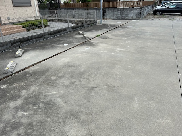 青木・グレイスラル駐車場の月極駐車場6