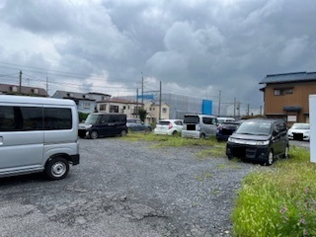 多田南線路側駐車場の月極駐車場2