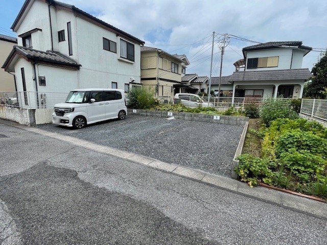 中央4丁目駐車場の月極駐車場4