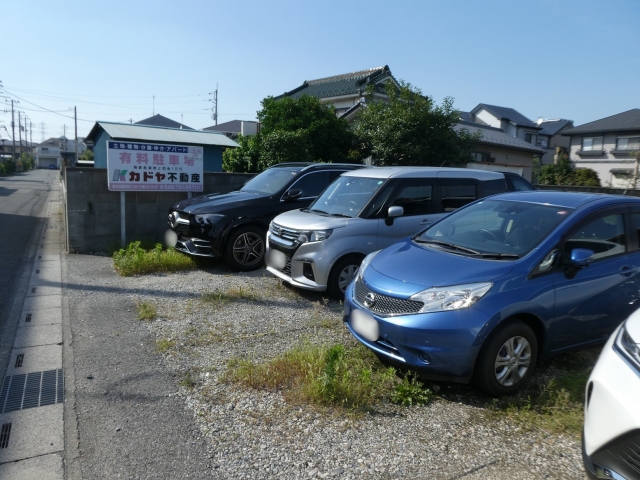 中央金子駐車場の月極駐車場11