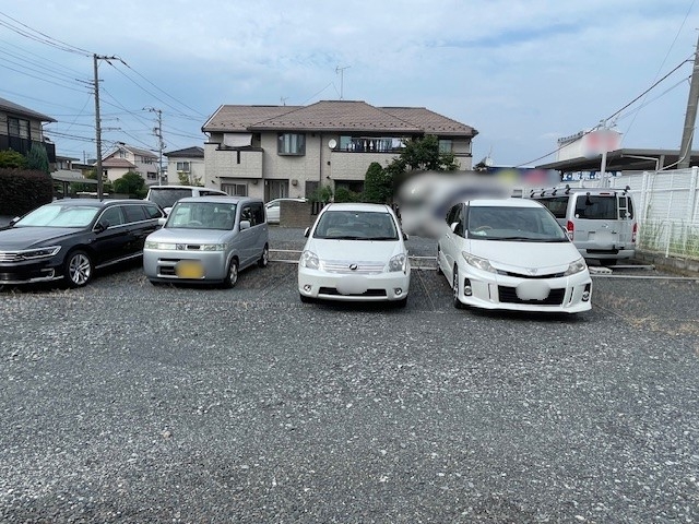 当間（トーカン）駐車場の月極駐車場3