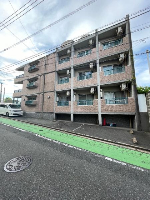 アネシス平尾の月極駐車場1