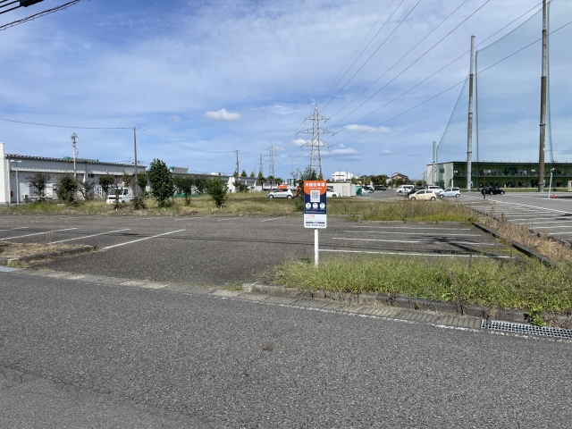 フレスポ横越の月極駐車場2