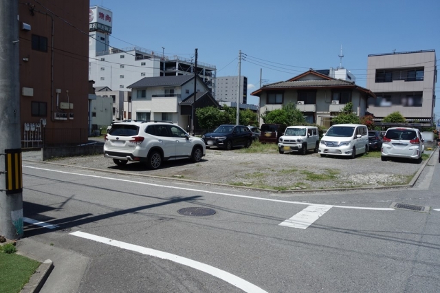 東町エース駐車場の月極駐車場2