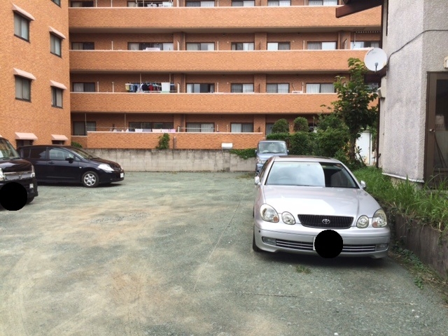 高松町木本駐車場の月極駐車場2
