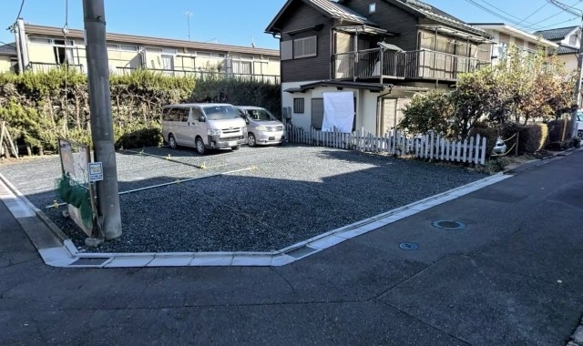 領家7丁目駐車場の月極駐車場2