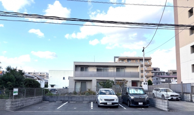 髙木パーキングⅡの月極駐車場1